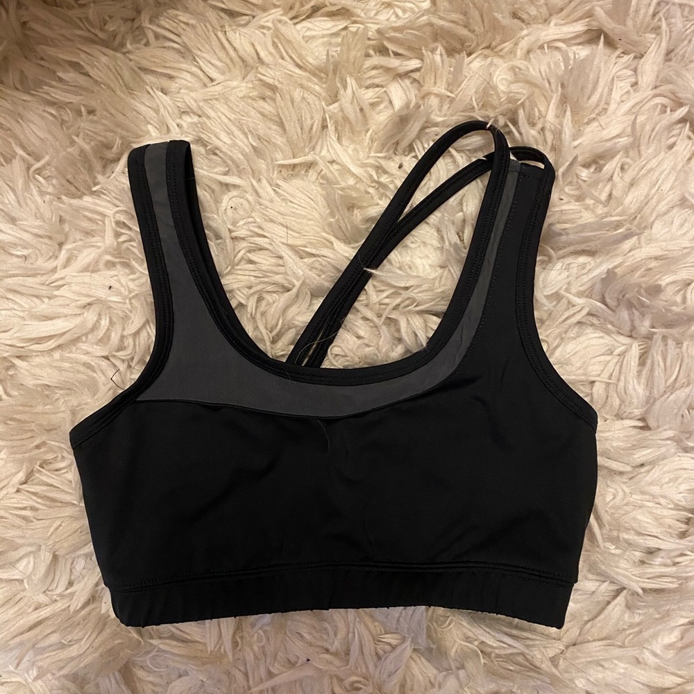 OISELLE Asymmetrical strap black sports bra